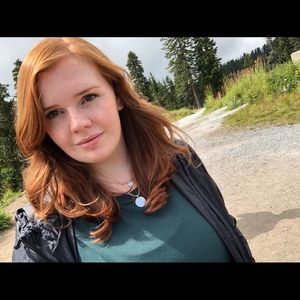 Meet your Posher, Danielle